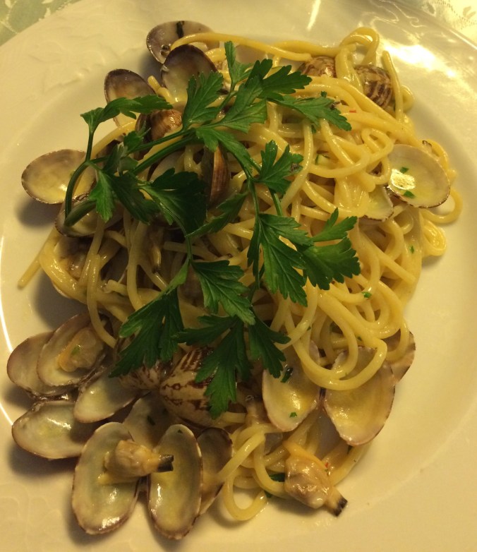 Spaghetti and clams at La Fenice in Sorrento