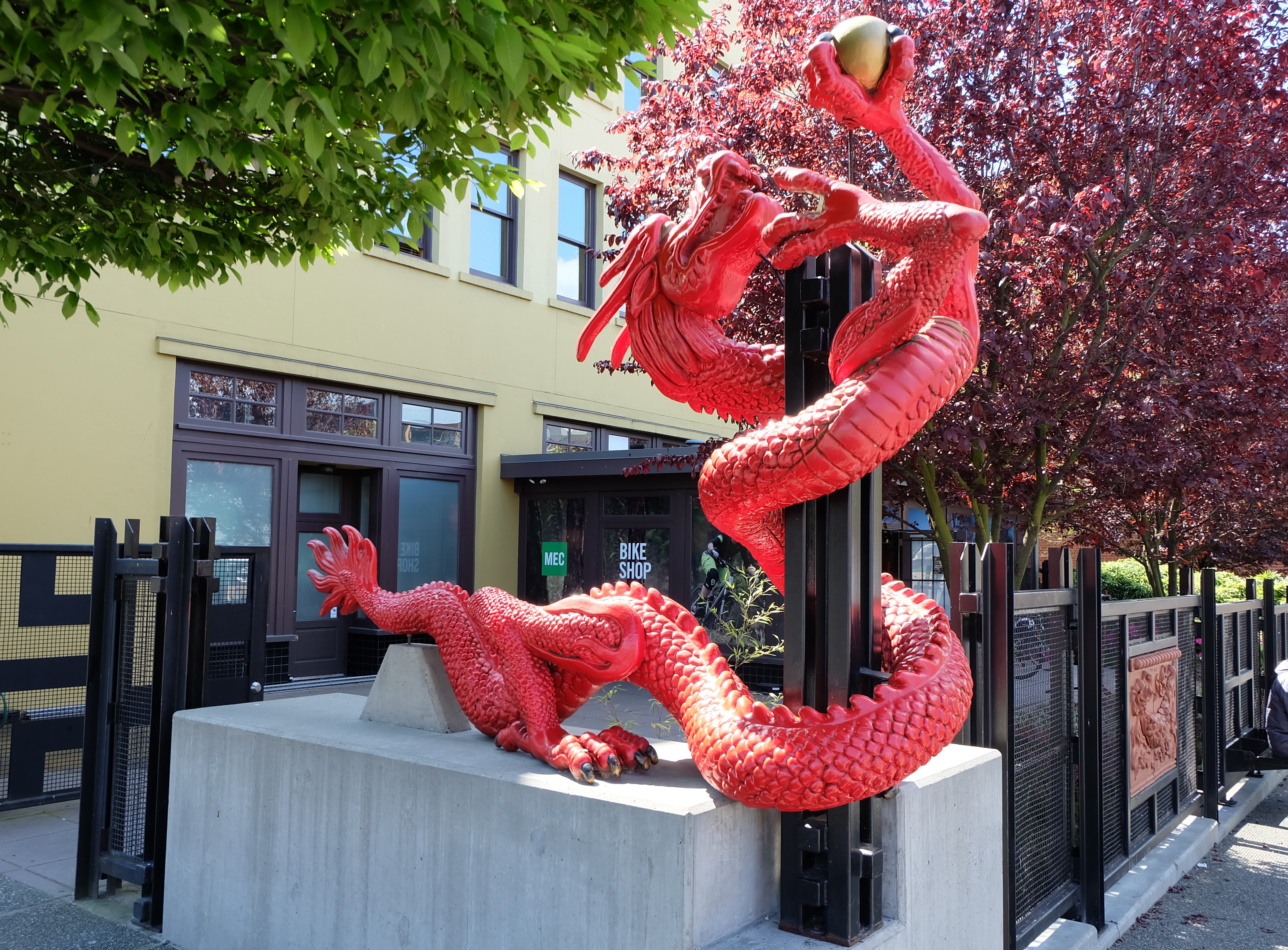 Red Dragon by Ping Tsing