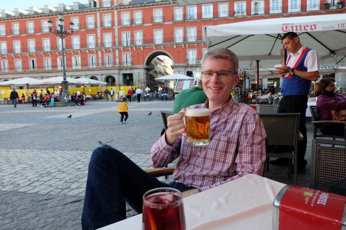 Stopping for a beer in Plaza Mayor