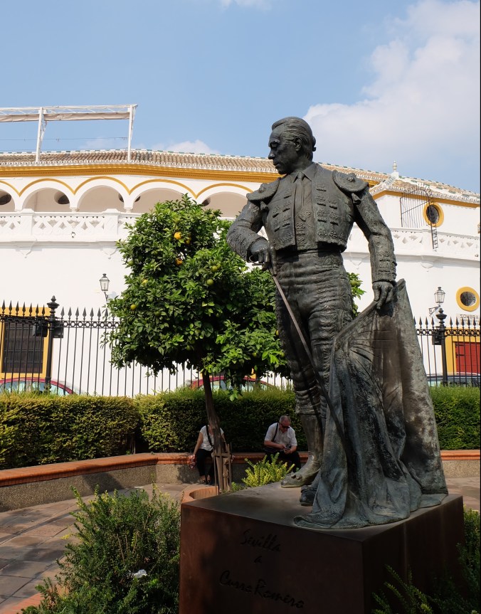 Statue of Curro Romero