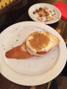 Baked goat cheese, onion and tomato tapa at Lamiak