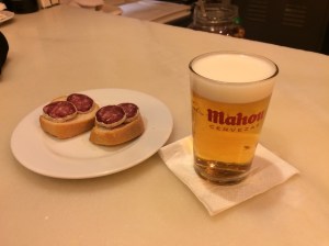 Beer and snack at Casa Lucas