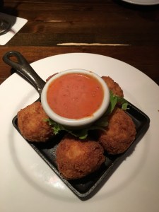 Mac & cheese balls