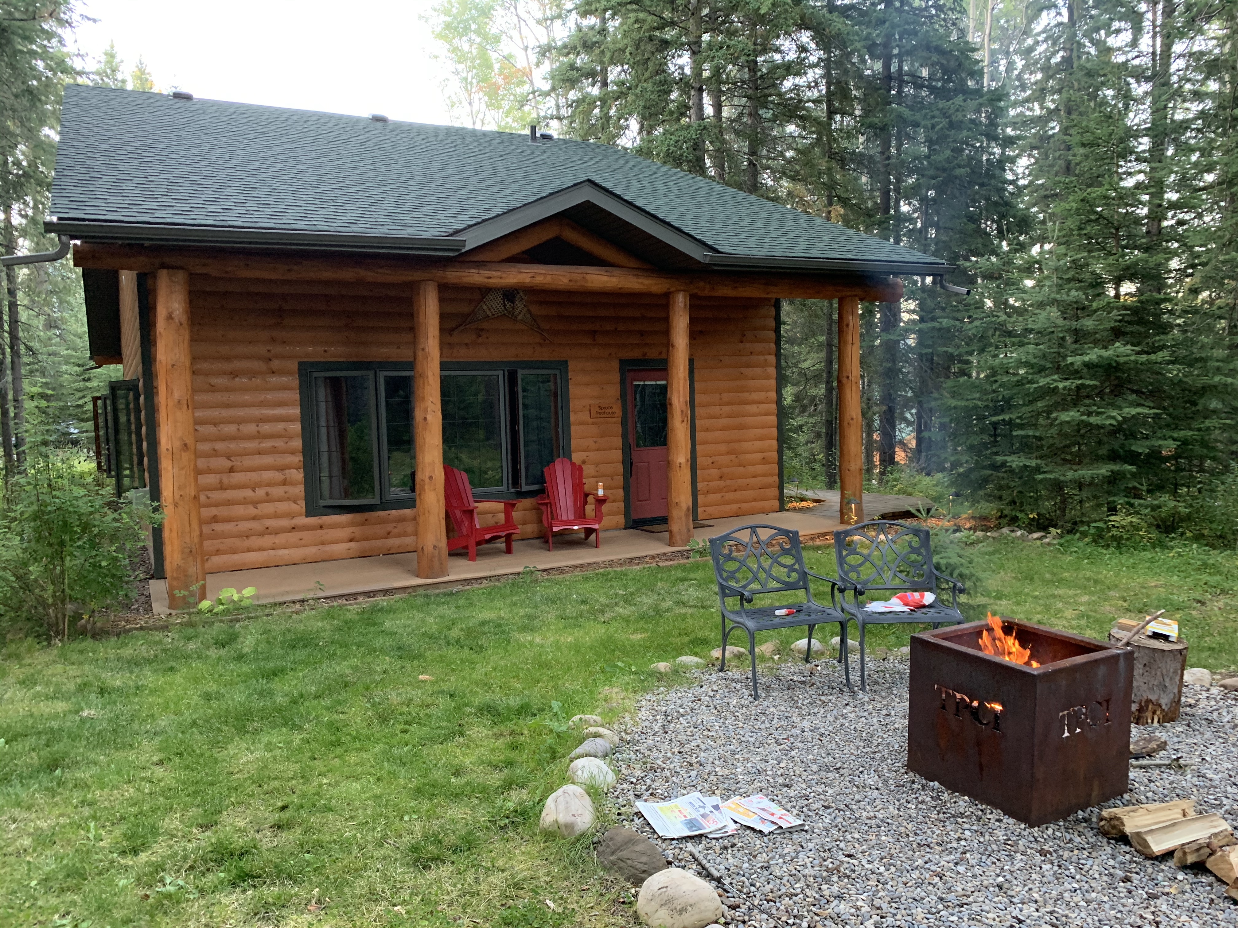 Rocky Mountain House cottage