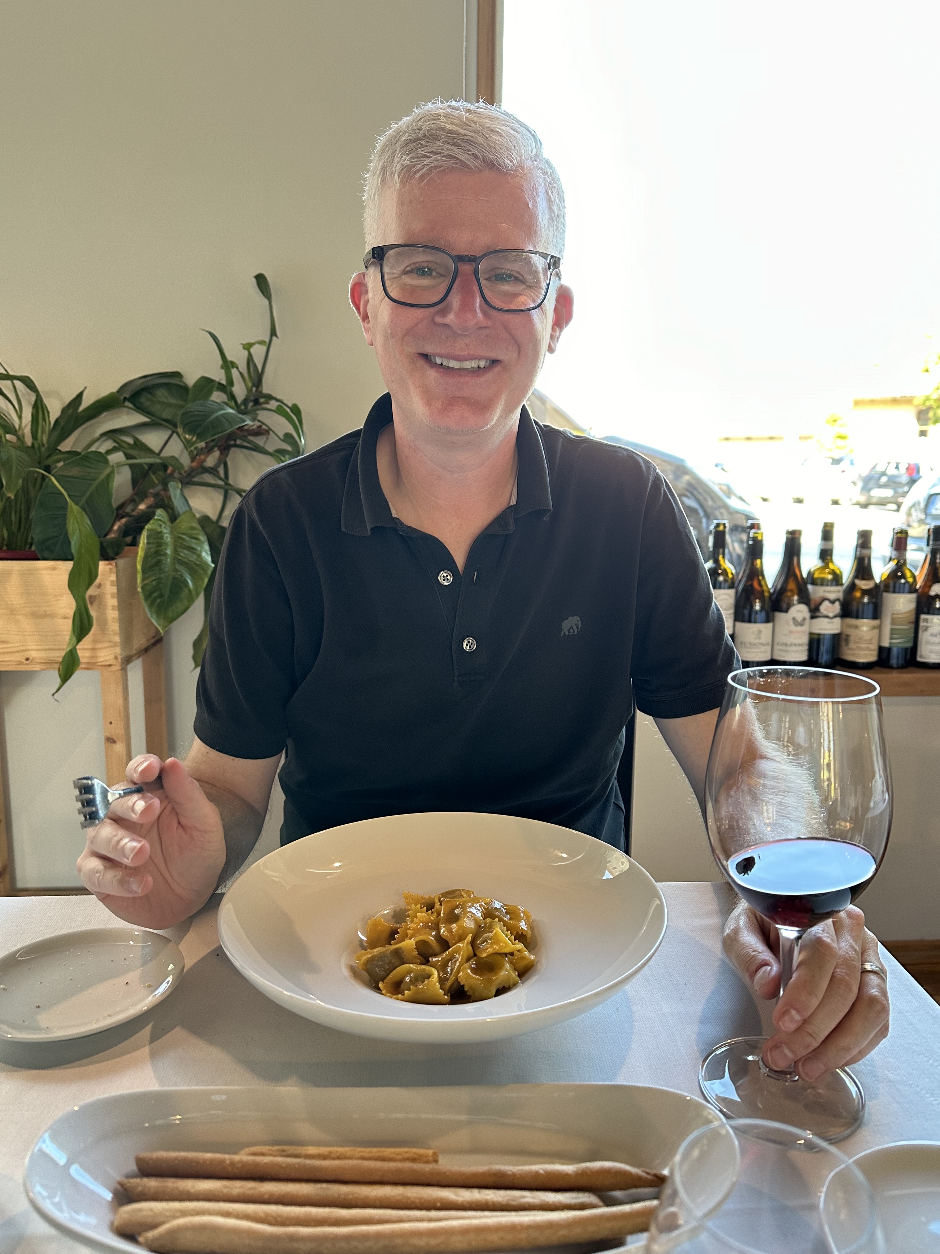 Eating lunch in Barolo