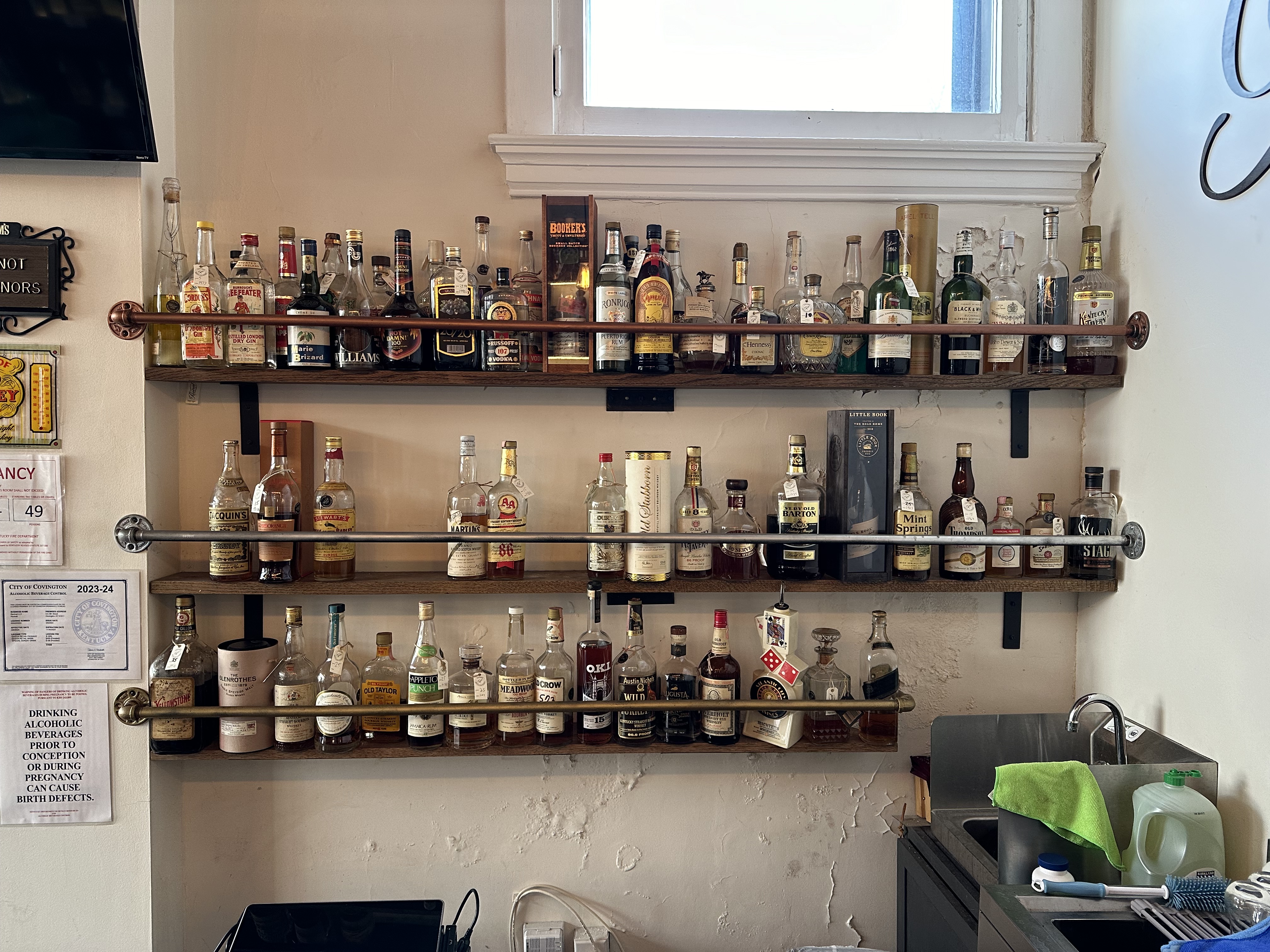 Bourbon tasting in Covington, KY