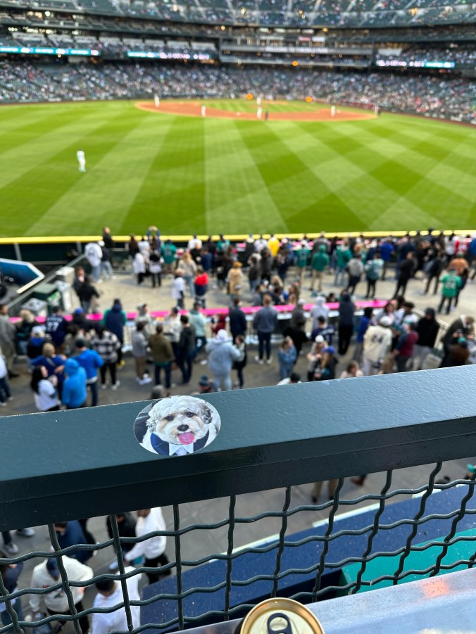 Mariners-Reds game in Seattle