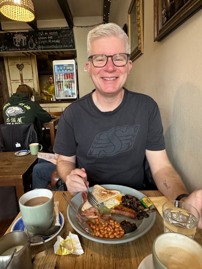 Having a traditional Irish breakfast in Dublin