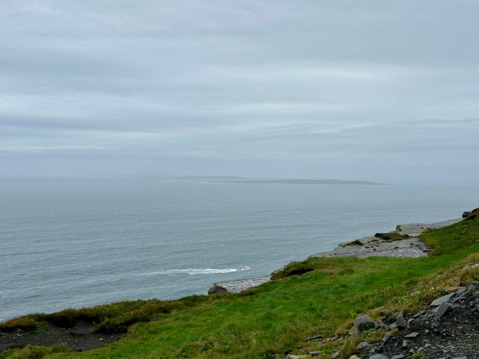 Cliffs of Moher looking toward Inisheer